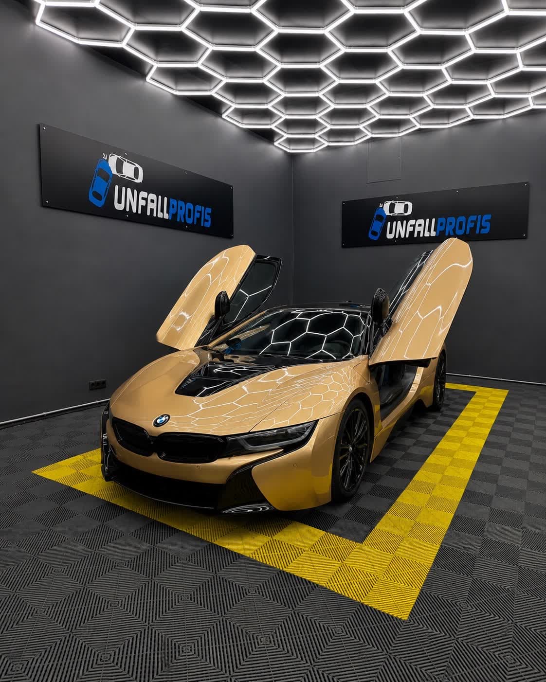 i8